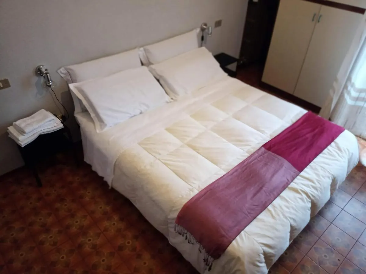 B&B Acquario - Only Rooms Rimini 3*,  İtalya